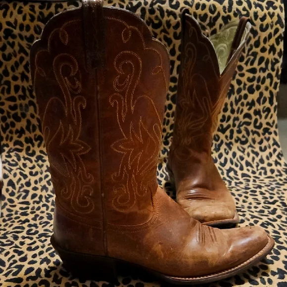 Ariat Women's Legend Russet Rebel Full-Grain Leather Cowgirl Boots Size 9.5B - Picture 4 of 9